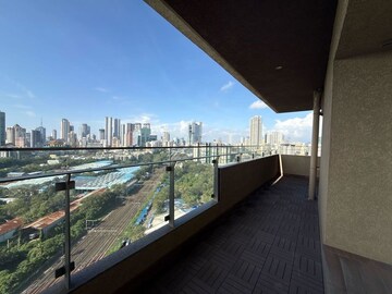 Balcony in 3 BHK Apartment at Lokhandwala Minerva Mahalaxmi, Mahalaxmi – for Rent