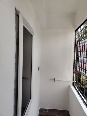 Building Lobby in 3 BHK Apartment at Jp Nagar Phase 7 – for Sale