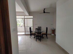 Room in 3 BHK Apartment at Jp Nagar Phase 7 – for Sale