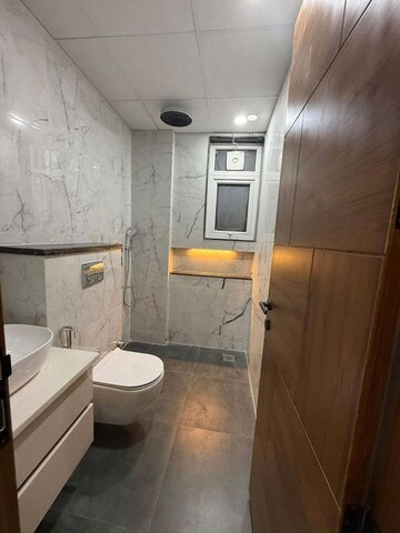 Bathroom in 2 BHK Apartment at Sector 17 – for Rent