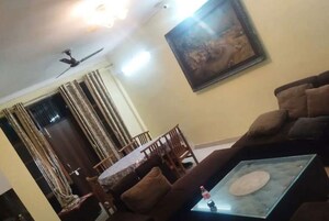 Living Room in 3 BHK Apartment at Gomti Nagar – for Rent