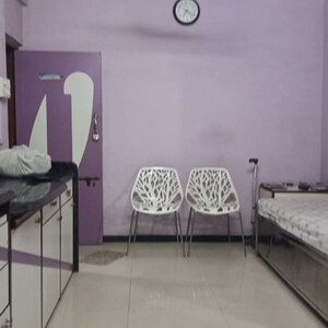 Bedroom in 1 BHK Apartment at Mulund West – for Rent