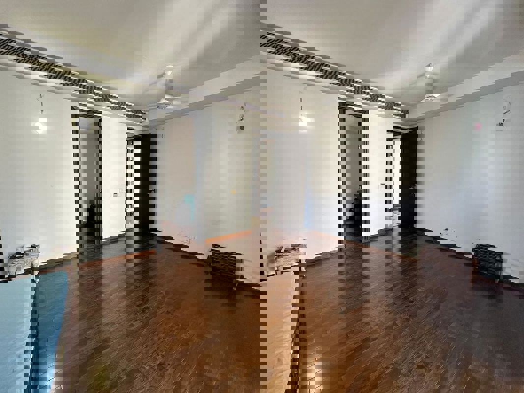 6 BHK + Pooja Room,Servant Room,Study Room,Extra Room 11500 Sq.Ft. Apartment in M3M Golf Estate