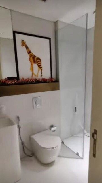 Washroom in 3 BHK Apartment at Lokhandwala Minerva Mahalaxmi, Mahalaxmi – for Rent