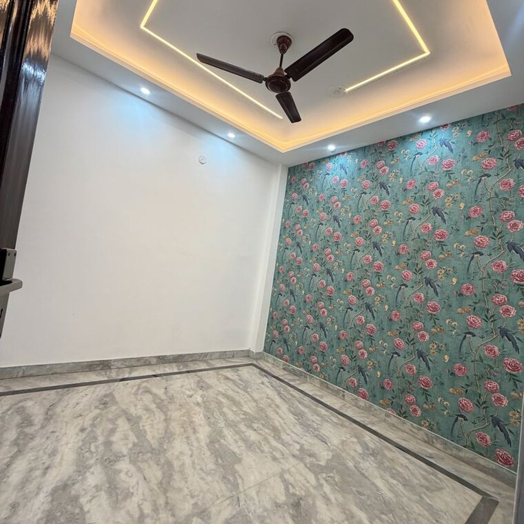 Bedroom, dwarka mor 2 Bedroom 75 Sq.Yd. Builder Floor In Dwarka Mor Delhi 9986791
