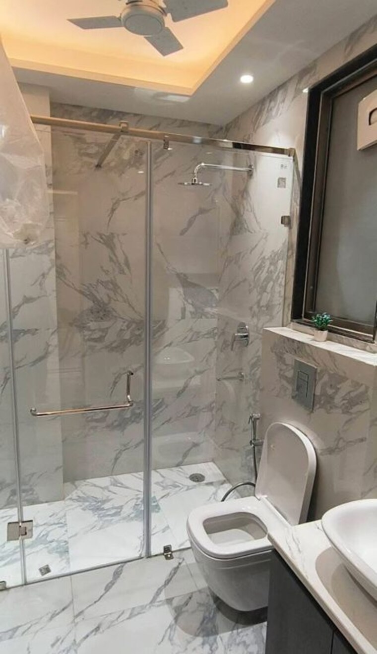 Bathroom, unitech-infospace 1 Bedroom 668 Sq.Ft. Apartment In Sector 21 Gurgaon 9986797