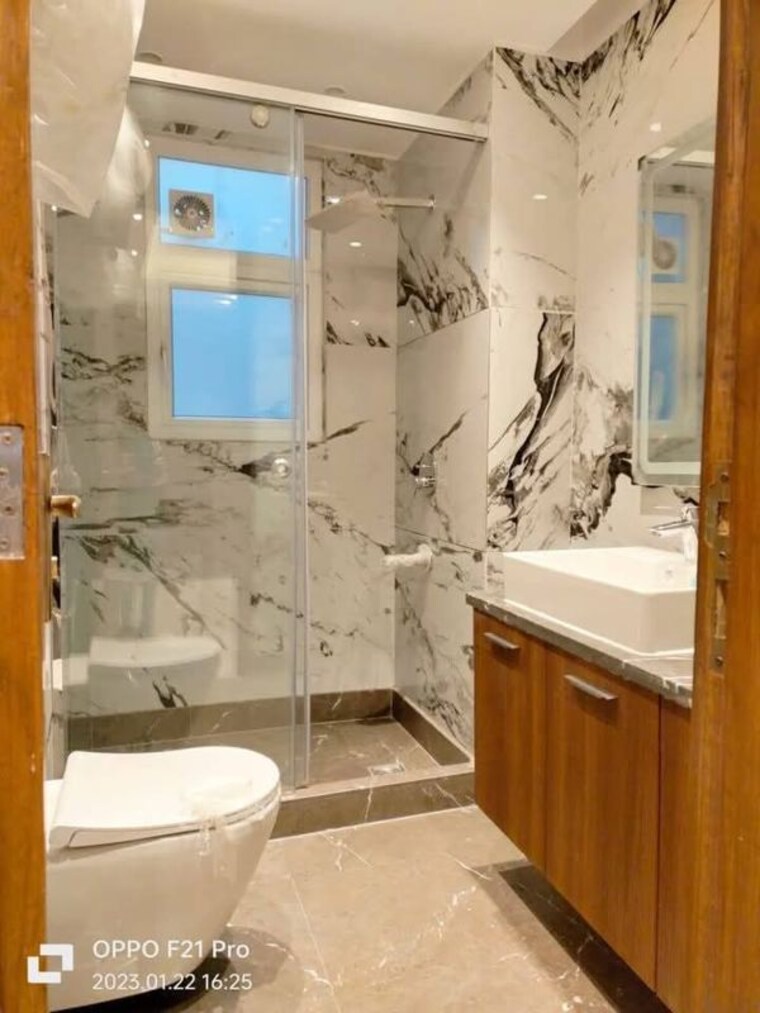Bathroom, unitech-infospace 1.5 Bedroom 856 Sq.Ft. Apartment In Sector 21 Gurgaon 9986804