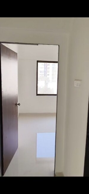 Room in 2 BHK Apartment at Tanishque Harsh Kusum Residence, Dadar West – for Rent