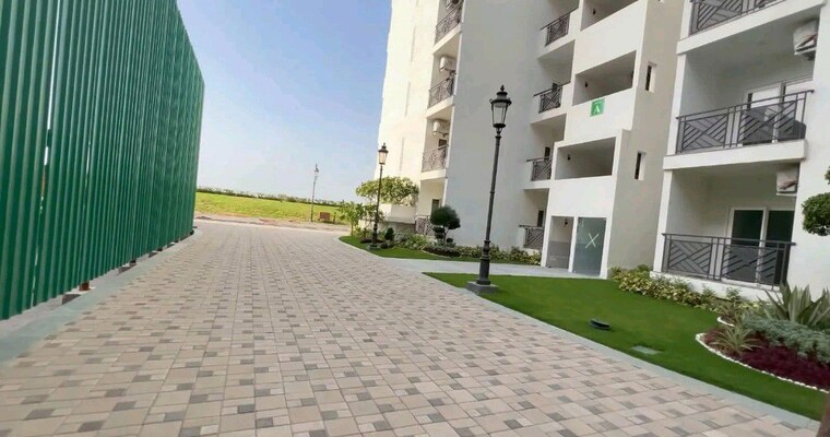 Exterior View, central-park-flower-valley-aqua-front-towers 4 Bedroom 2600 Sq.Ft. Apartment In Sohna Sector 33 Gurgaon 9986858