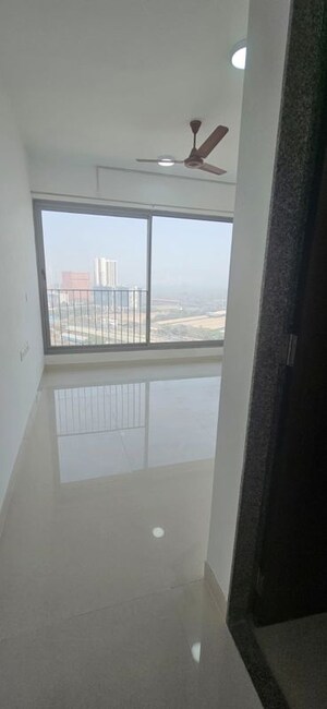 Room in 3 BHK Apartment at Sunteck City Avenue 4, Goregaon West – for Rent