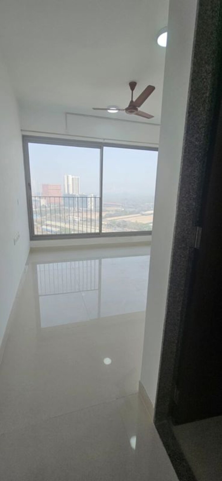 Room, sunteck-city-avenue-4 3 Bedroom 1036 Sq.Ft. Apartment In Goregaon West Mumbai 9986893