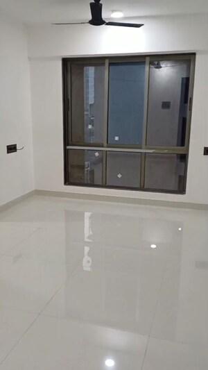 1 BHK Apartment For Rent in Shiv Shakti Tower 28, Malad East