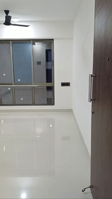 Bathroom in 1 BHK Apartment at Shiv Shakti Tower 28, Malad East – for Rent