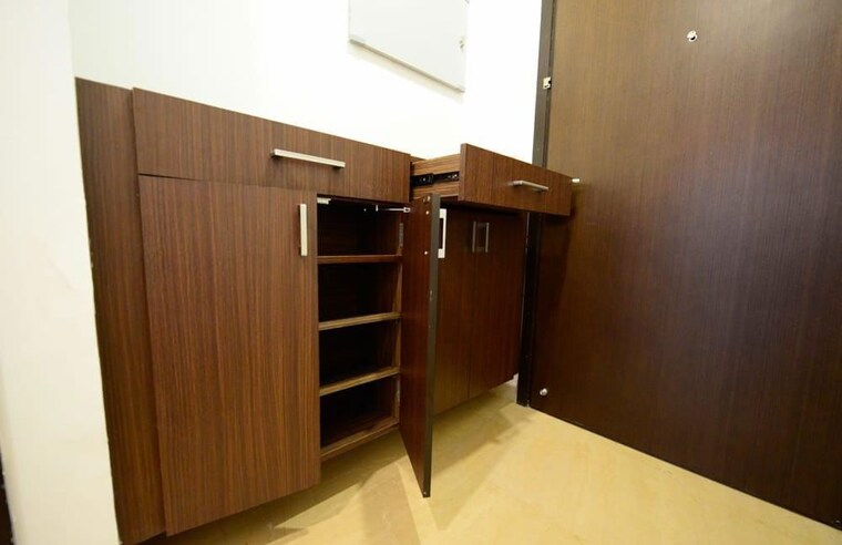 Room, oberoi-exquisite-goregaon 3 Bedroom 1850 Sq.Ft. Apartment In Goregaon East Mumbai 9986918