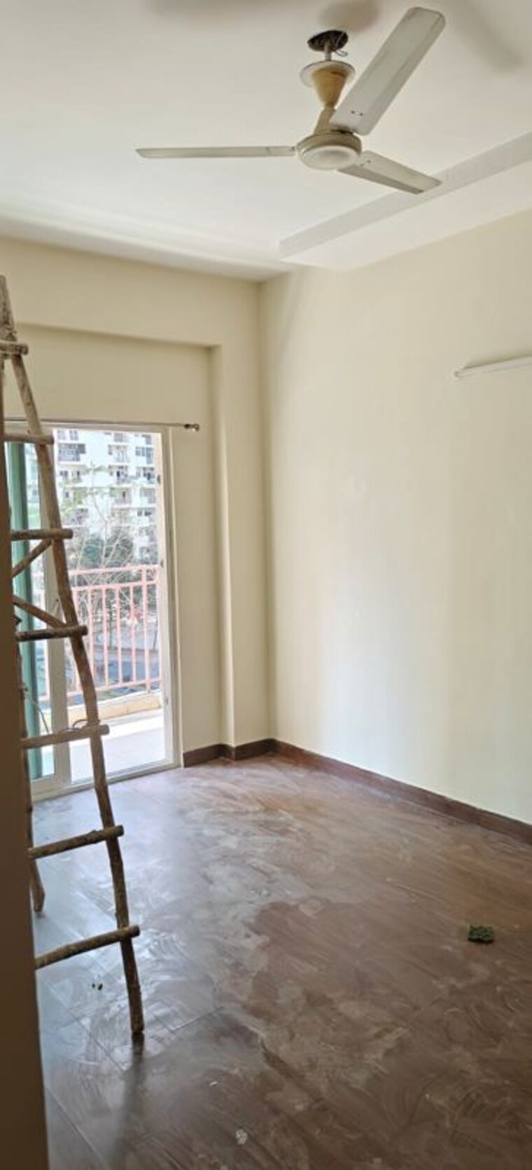 Room, mahagun-moderne 2 Bedroom 1250 Sq.Ft. Apartment In Sector 78 Noida 9986934