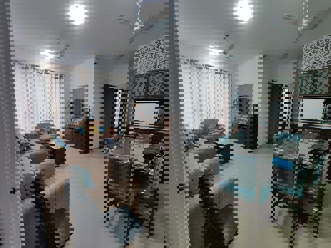 2.5 BHK 1330 Sq.Ft. Apartment in Oberoi Realty Splendor