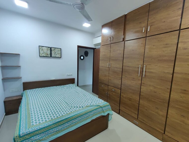 Bedroom, oberoi-realty-splendor 2.5 Bedroom 1330 Sq.Ft. Apartment In Andheri East Mumbai 9986948
