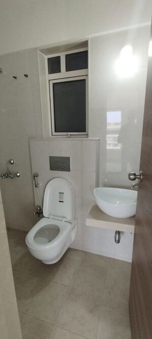 Master Bedroom in 3 BHK Apartment at Platinum Life, Andheri West – for Rent