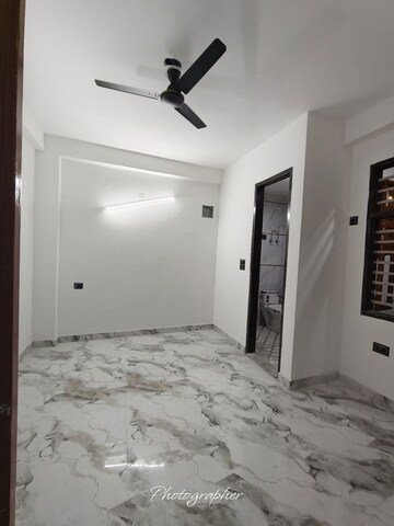 Room in 1 BHK Builder Floor at Saket – for Sale