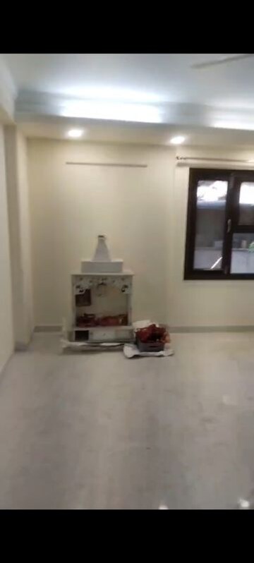 Furnished Amenities in 3 BHK Apartment at Ip Extension – for Rent