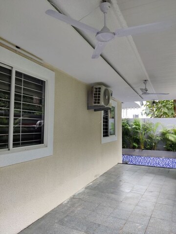 Room in 5 BHK Villa at Nerul – for Rent