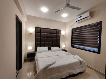 Bedroom in 5 BHK Villa at Nerul – for Rent