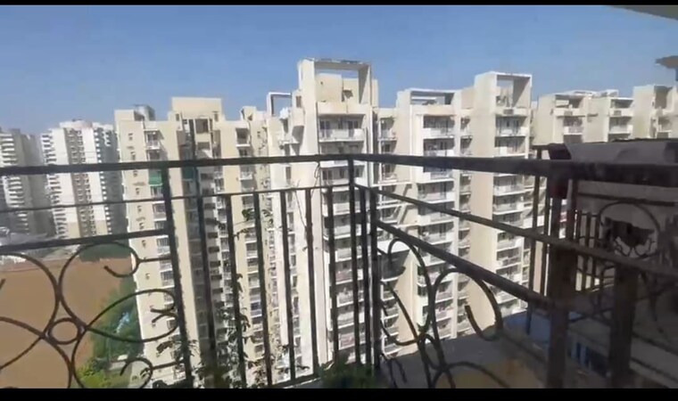 Exterior View, signature-global-andour-height 2 Bedroom 540 Sq.Ft. Apartment In Sector 71 Gurgaon 9987042