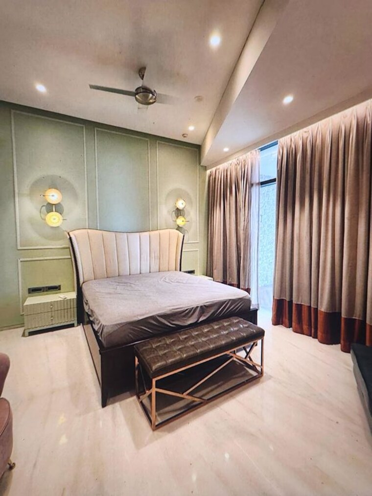 Bedroom, omkar-1973 4 Bedroom 2800 Sq.Ft. Apartment In Worli Mumbai 9987049
