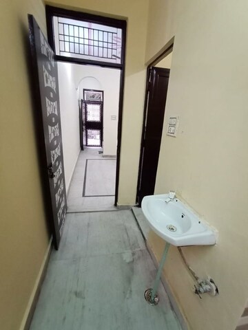 Furnished Amenities in 1.5 BHK Independent House at Sant Nagar – for Sale