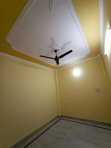 Room in 1.5 BHK Independent House at Sant Nagar – for Sale