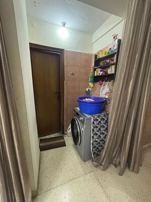 Parking in 3 BHK Apartment at Ip Extension – for Rent