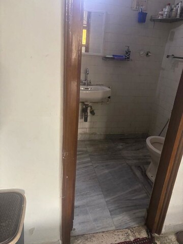 Master Bedroom in 3 BHK Apartment at Ip Extension – for Rent