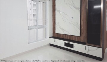 Room in 2 BHK Apartment at Isha Misty Green, Whitefield – for Rent