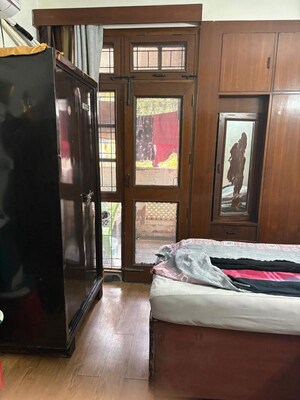 Bedroom in 3 BHK Apartment at Ip Extension – for Rent