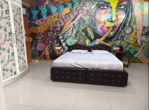 Bedroom in 5 BHK Villa at Gomti Nagar – for Rent