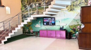 5 BHK Villa – Exterior View View at Gomti Nagar - for Rent