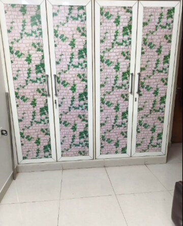 Bedroom in 5 BHK Villa at Gomti Nagar – for Rent