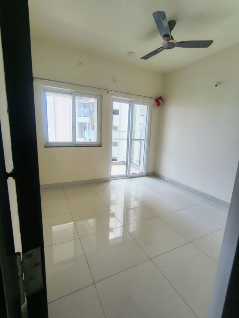Bathroom, puravankara-silversands 2 Bedroom 850 Sq.Ft. Apartment In Mundhwa Pune 9987124