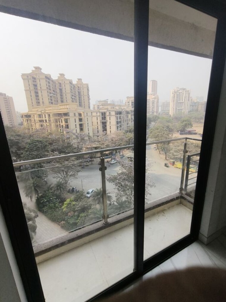 Swimming Pool, risland-the-icon 2 Bedroom 636 Sq.Ft. Apartment In Dhokali Thane 9987166