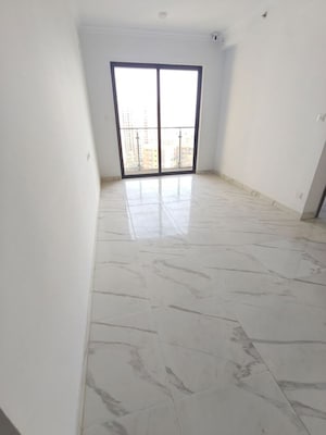 Room in 2 BHK Apartment at Risland The Icon, Dhokali – for Rent