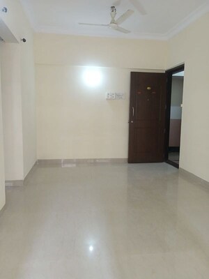 1 BHK Apartment For Rent in Raheja Housing And Commercial Complex