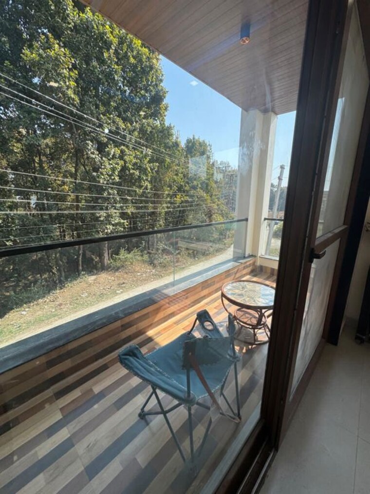 Balcony, aamwala 3 Bedroom 1800 Sq.Ft. Builder Floor In Aamwala Dehradun 9987197