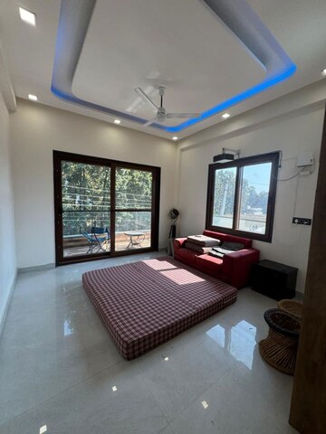 Bedroom in 3 BHK Builder Floor at Aamwala – for Rent