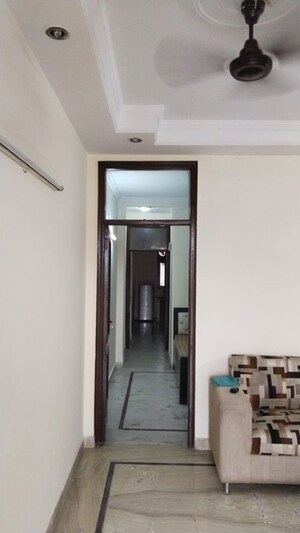 Building Lobby in 2 BHK Apartment at Lajpat Nagar Iii – for Rent