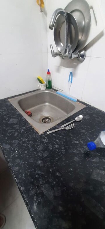 Furnished Amenities in 1 RK Apartment at Varun Enclave, Sector 28 – for Rent