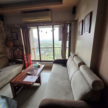 Living Room in 2 BHK Apartment at Sheth Heights, Chembur – for Rent