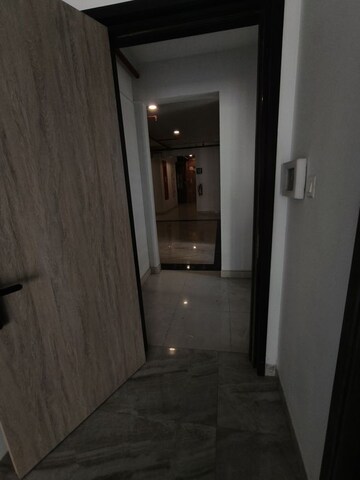 Room in 3 BHK Apartment at Risland The Icon, Dhokali – for Rent