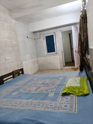 Building Lobby in 1 RK Apartment at Vijayant Enclave, Sector 29 – for Rent