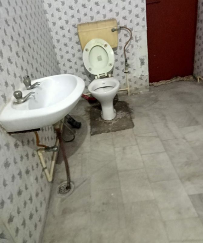 1 Rk+ Study Room Villa For Rent in Aliganj
