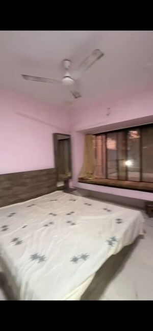 Bedroom in 2 BHK Apartment at Blue Pearl Apartment, Malad West – for Rent